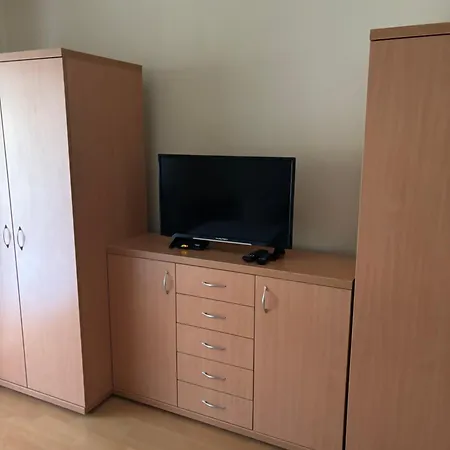 Afamado Fisli Heviz